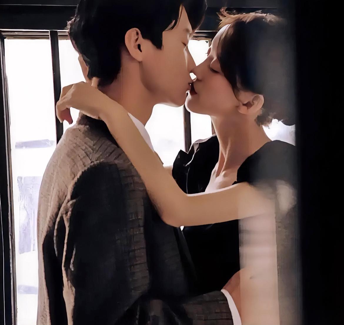 一个男人会出轨，99%都是这么想的1、很多男人搞婚外情，其实就是为了满足自己