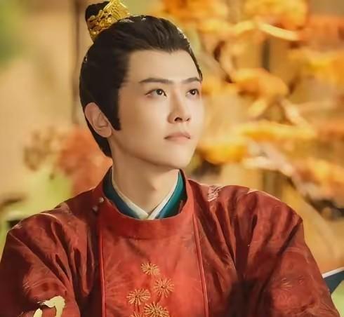 1628年，皇帝朱由检正在阅读奏章，忽然身体内有一种异样的感觉，他立即指着大殿里