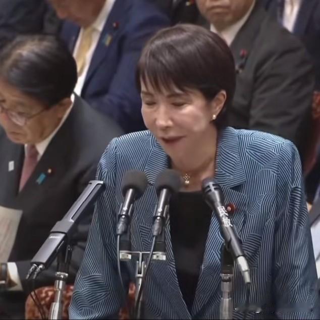 900万留言炸屏！90后抢着冲前线，7080后怒喊：这波必须我们扛刷到某国