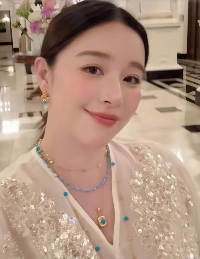 阚清子给了大家一课：你可以在37岁怀孕，也可以选择姐弟恋，但前提是你得先搞定自己