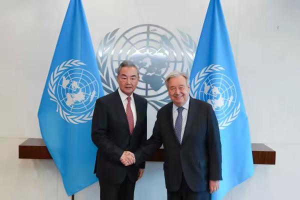 中国会费不能白交，王毅对下任联合国秘书长提要求：不合条件免谈当地时间5月26日