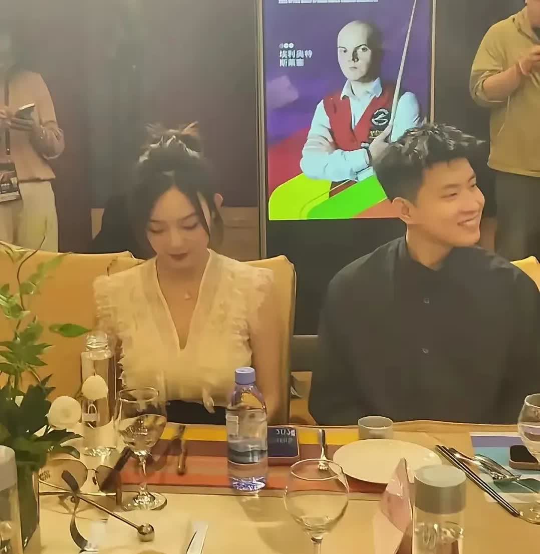 是幸福，还是身不由己？禁赛回归后，赵心童在创造着新的历史，世锦赛夺冠，然