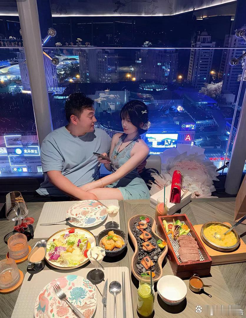 有钱就是好，不仅自己吃得好，还能让别人吃得好