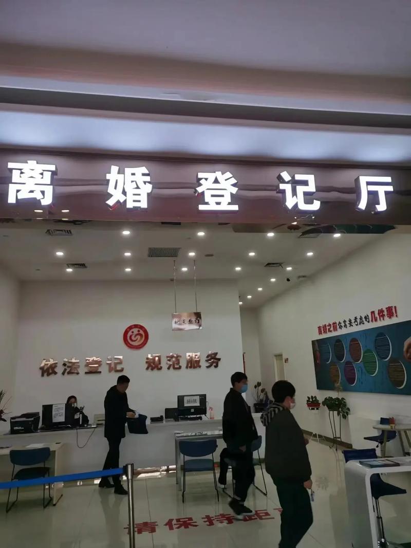 老婆说，爱上了别人，但是我没有出轨，我们离婚吧？上大学的时候，我老婆是学校里的
