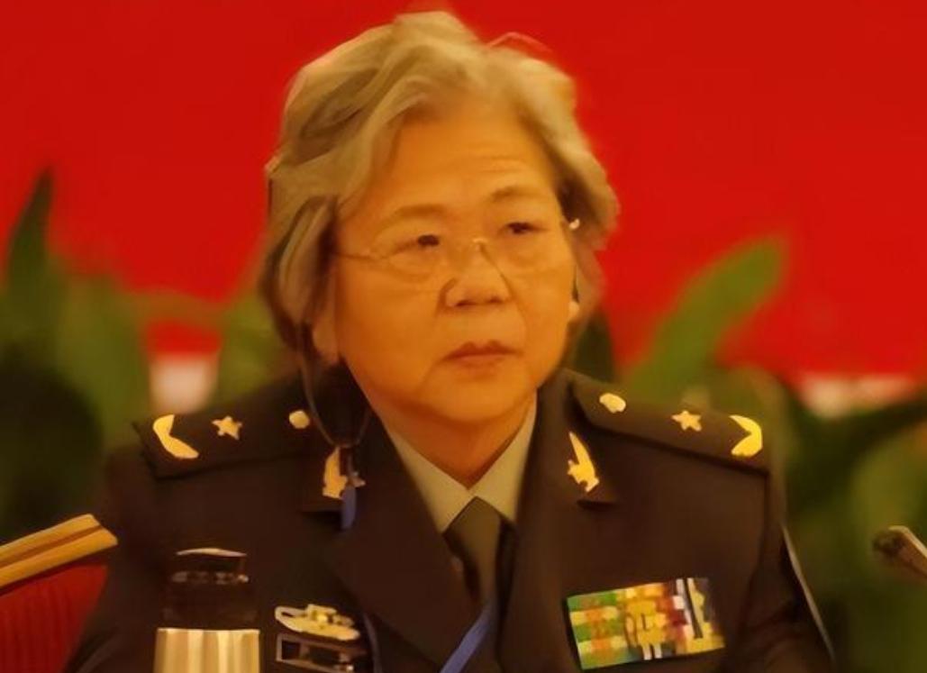 你敢信？贪了上亿军费的军中大老虎，审讯全程镇定自若，却在听到一笔拨款后当场脸色大
