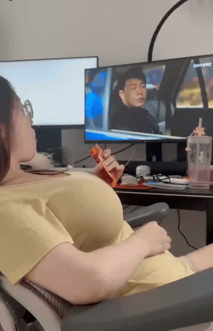 快去找老莫，强哥要吃鱼了。