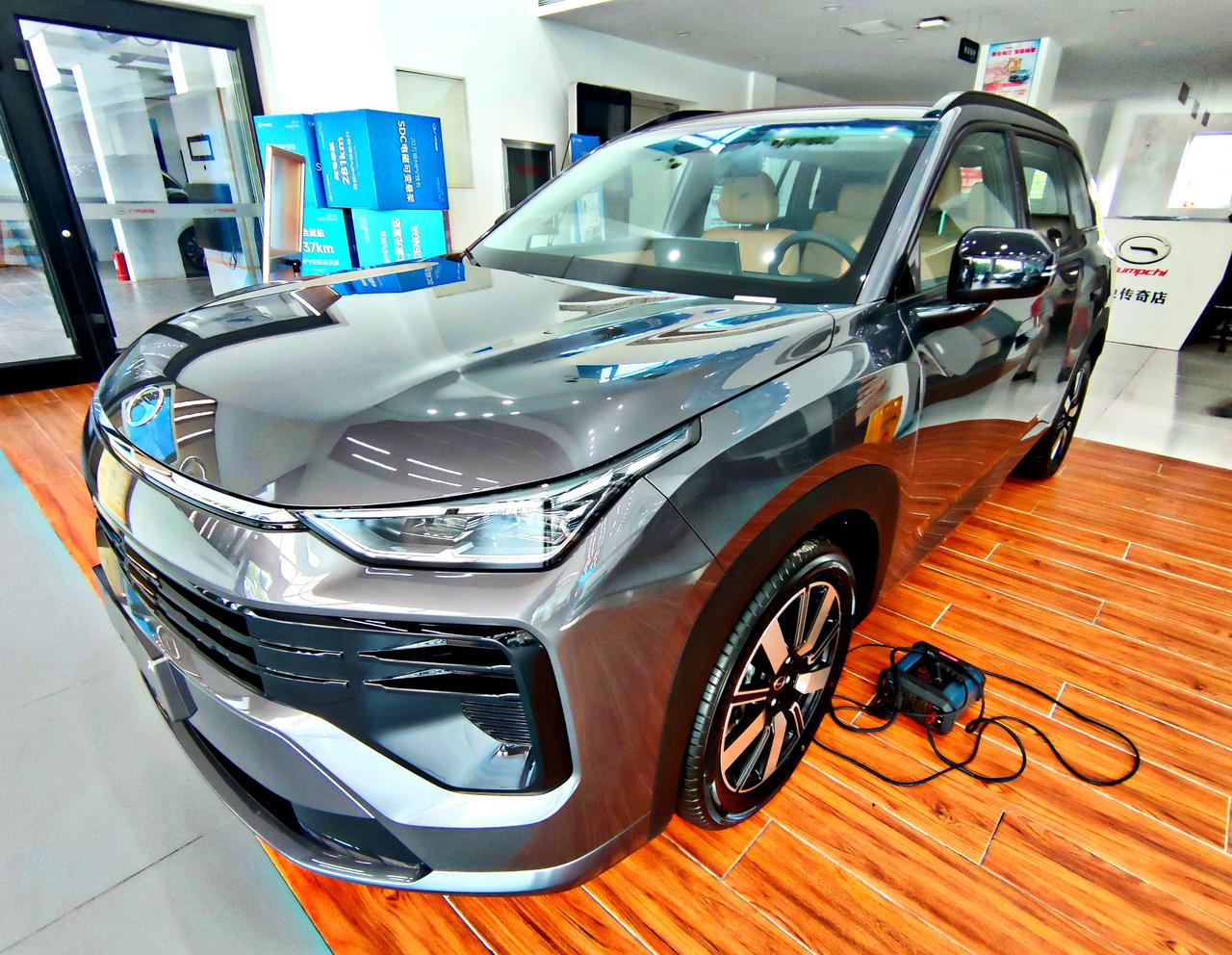 家用燃油SUV《传祺GS4》第五代传祺GS4焕新上市，定位8万级家用紧