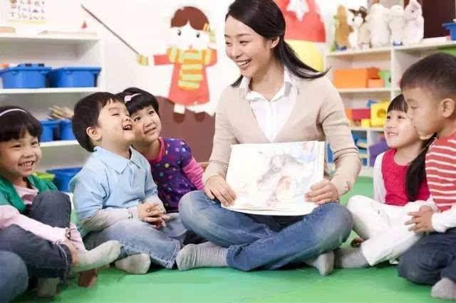 幼儿园“冷暴力”悄然伤害孩子，家长需警惕并积极应对在幼儿园中，孩子可能会遭遇三