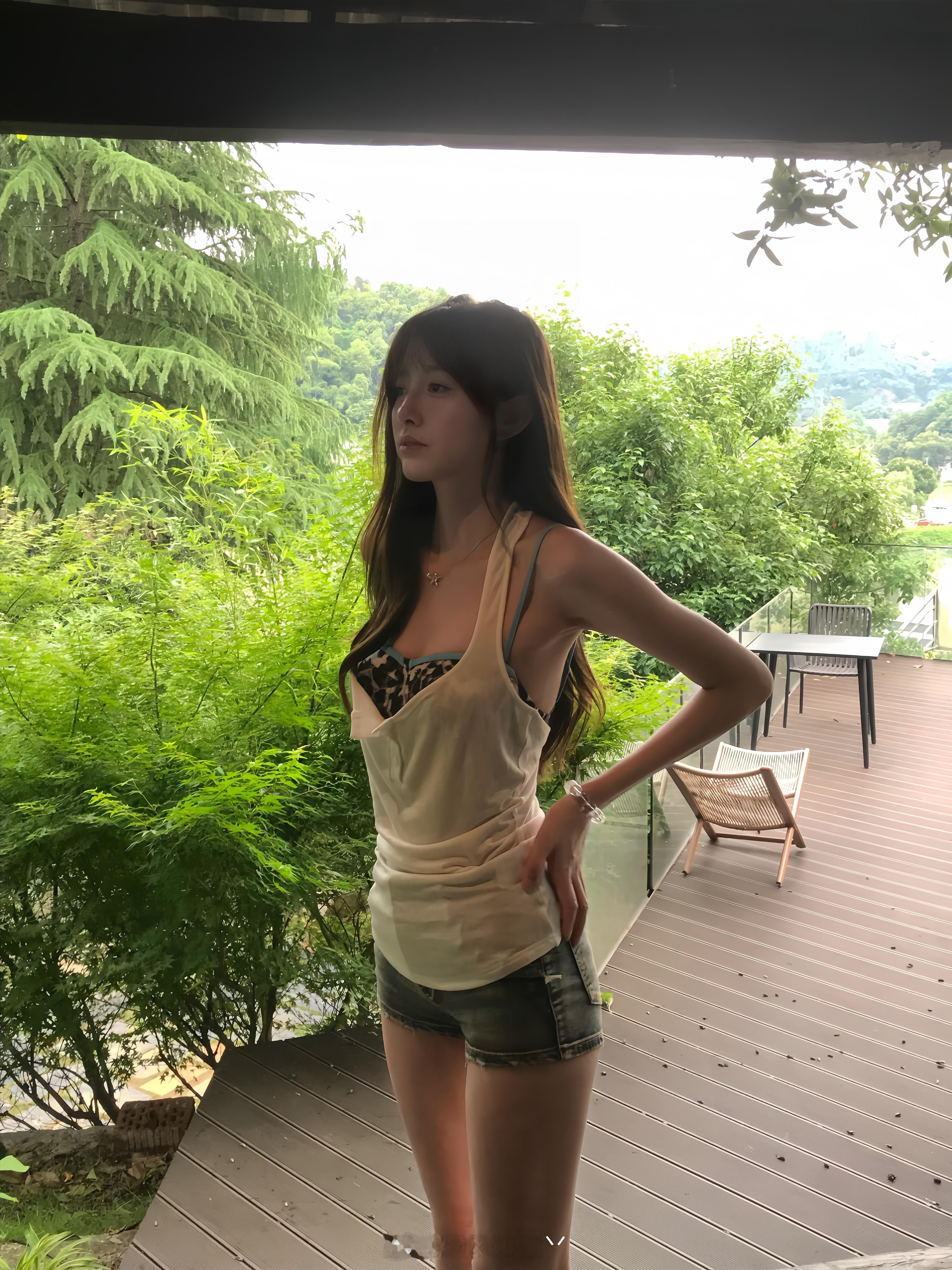 🌲逆光不清晰啊咧