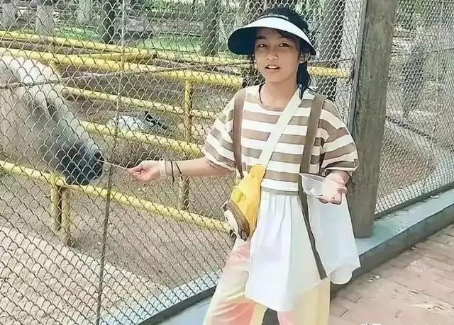 “姨姨，我身体轻，我下去救！”12月6日下午，宁夏同心县豫海湖的寒风中，一