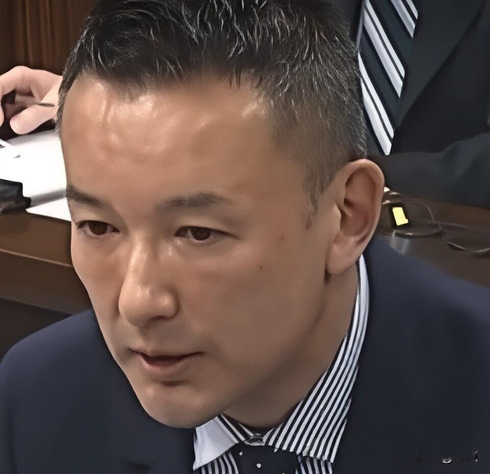 日本议员山本太郎说：“日本不是独立国家，而是美国的殖民地。”山本太郎问高市早