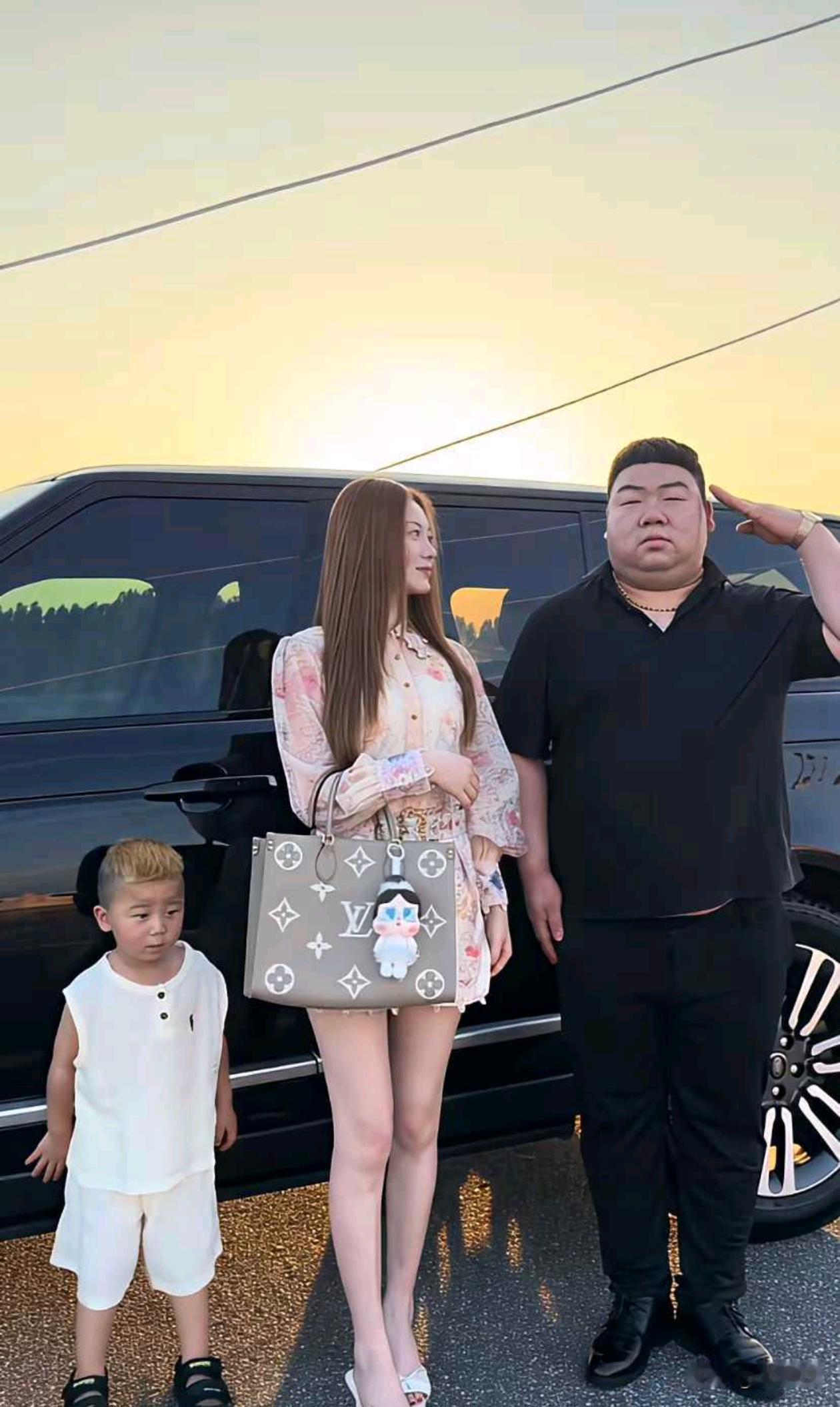 果然看脸才是最肤浅的