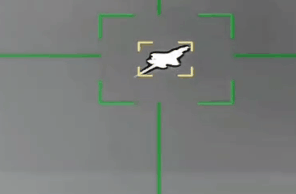 伊朗公布从锁定到发射导弹击中F35战斗机的视频！从视频中可以看到，F35被锁