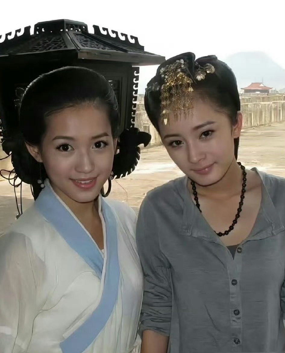 当年大家还是黄种人，妆发还能大光明跟史实一样​​​