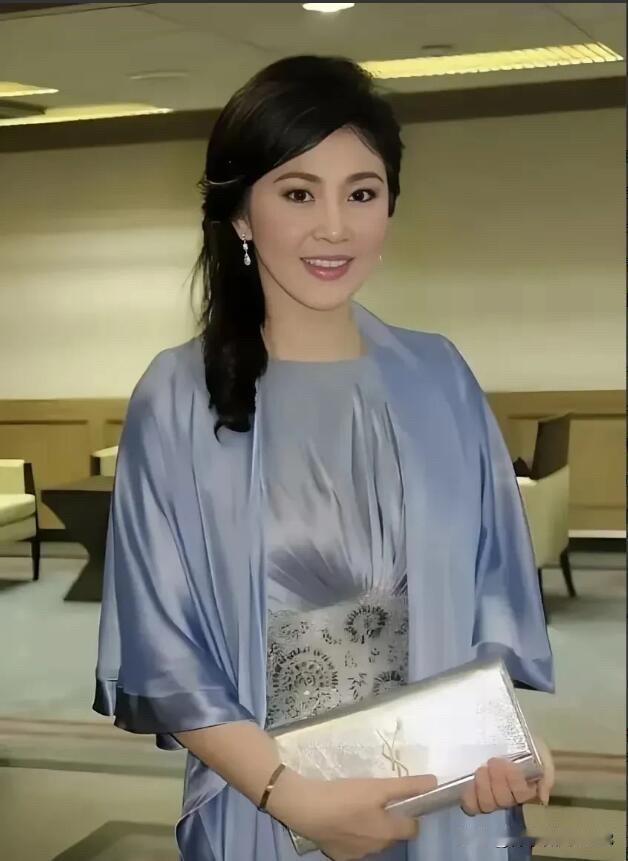 亚洲第一美女的气质真的绝了，穿搭看起来就比较朴素无华，随意的打扮是那么的有魅力，