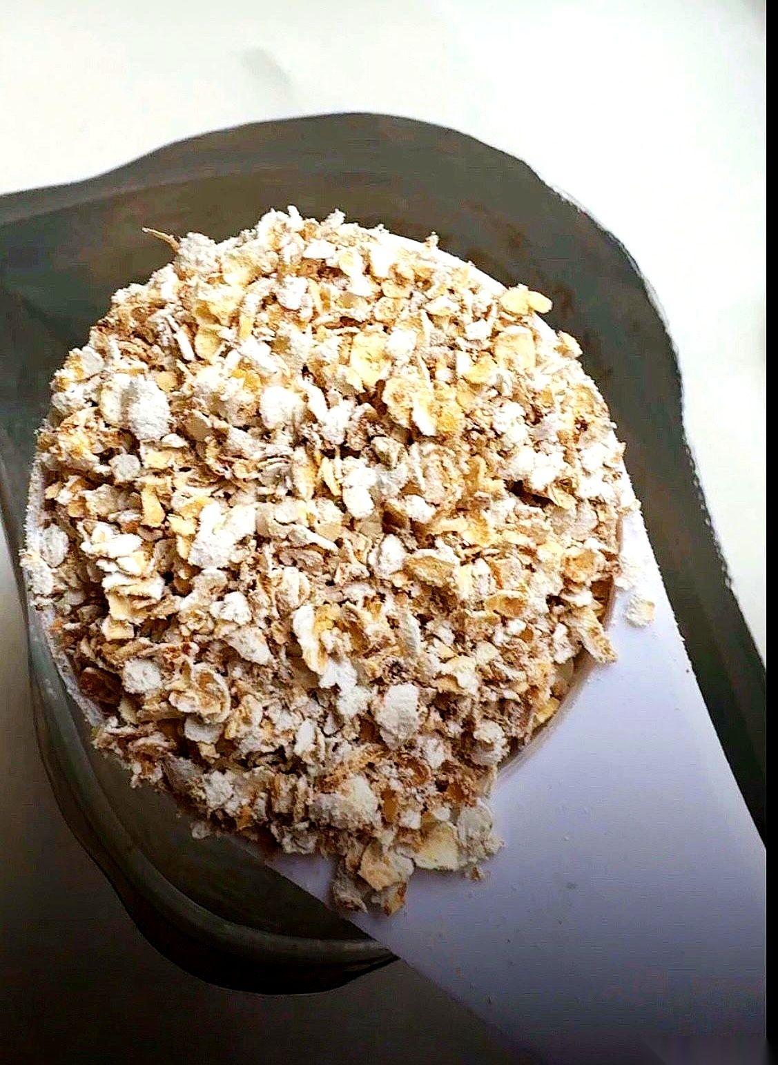 你说气不气人。我妈那老姐妹，一个特别听话的老糖友，天天吃着所谓的“健康早餐”，