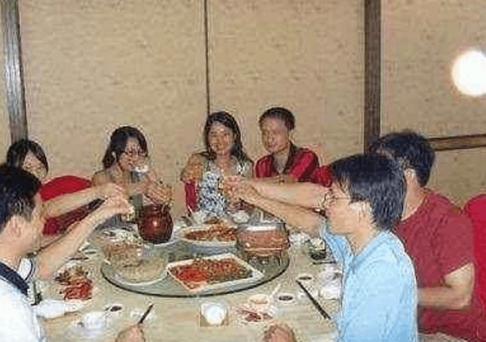 年轻的爸爸妈妈们, 不要因为你们的无知伤害了孩子的健康