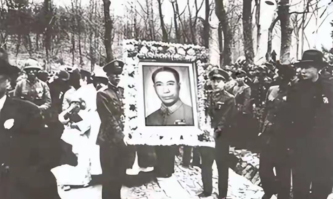 如何评价沈醉？我读沈醉自传最大的感触就是沈醉对国民党刻骨铭心的怨恨。是的，作