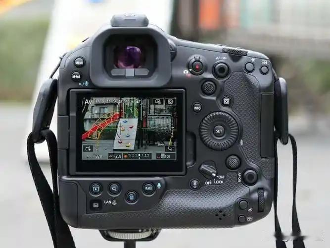 我用顶级相机为何拍不出惊世骇俗的照片?这是摄影圈最扎心、也最真实的一句话：