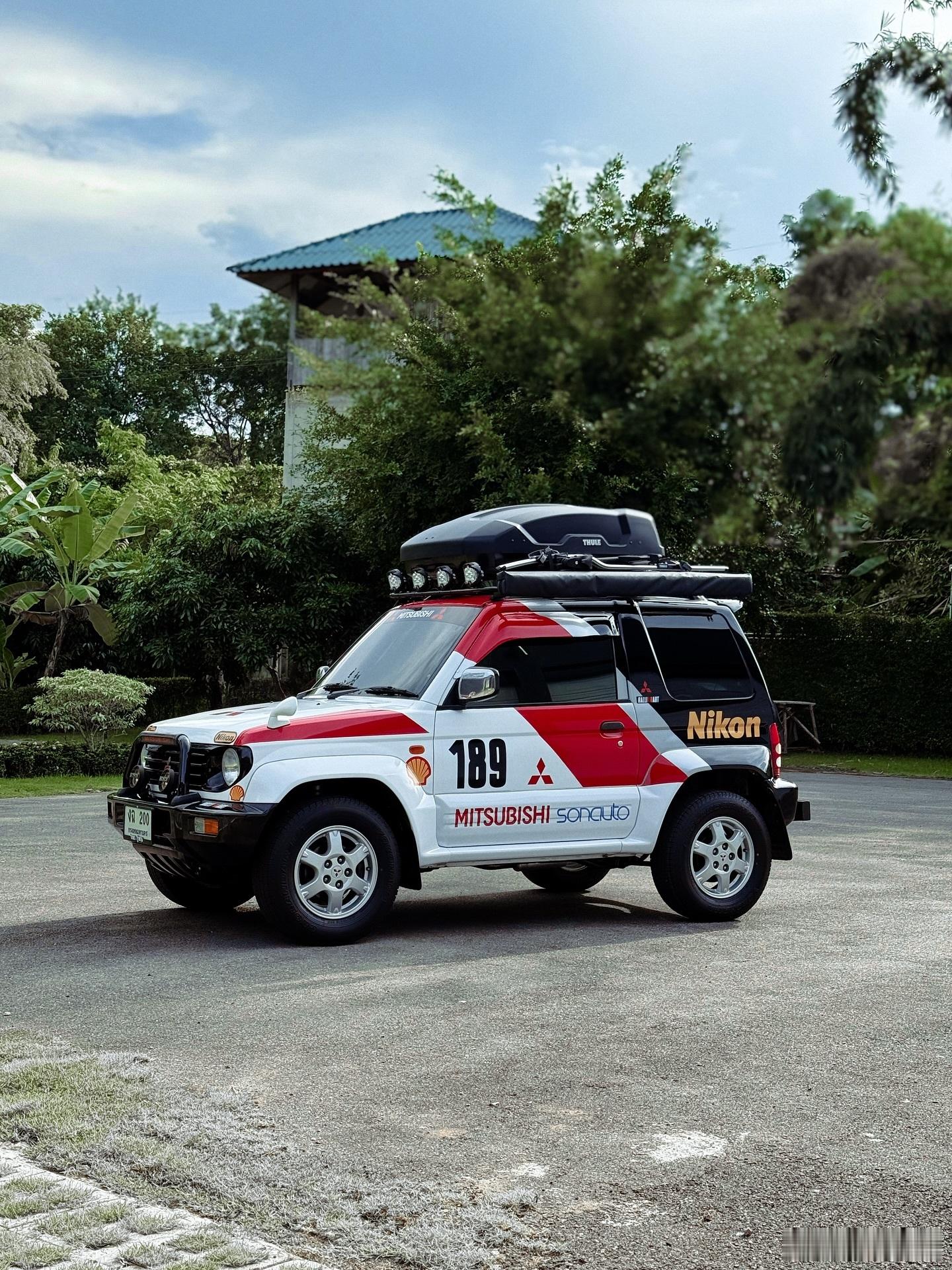 帕杰罗Pajeromini达喀尔拉力赛涂装mitsubishipajero