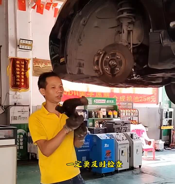 日产车系怎么会趴窝？危险了，像这些日产车，不管是开的轩逸也好，骐达也好，天籁