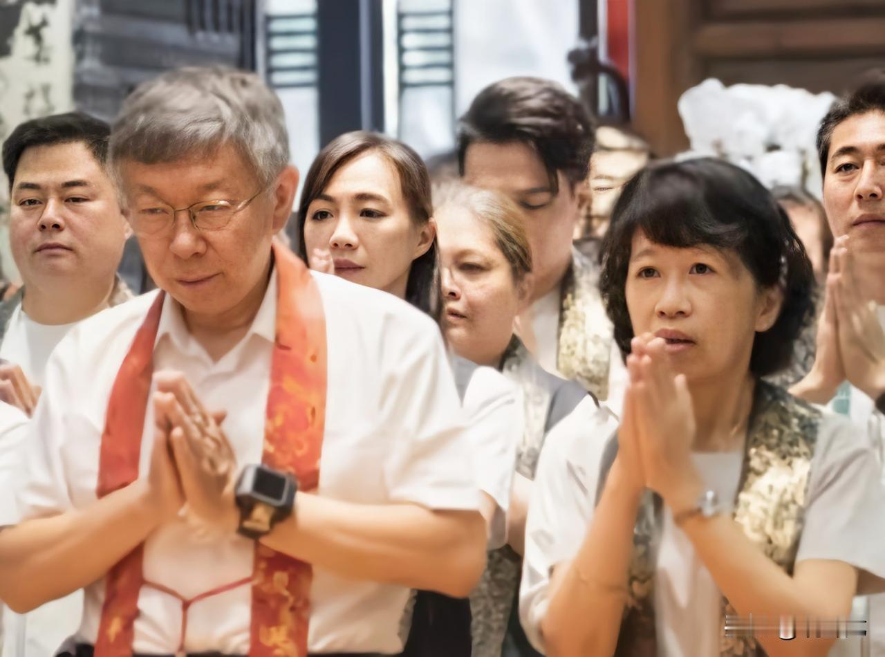 柯文哲妻子陈佩琪女士今天（29号）发文称“国民党看到我先生被判13年不能选了，更