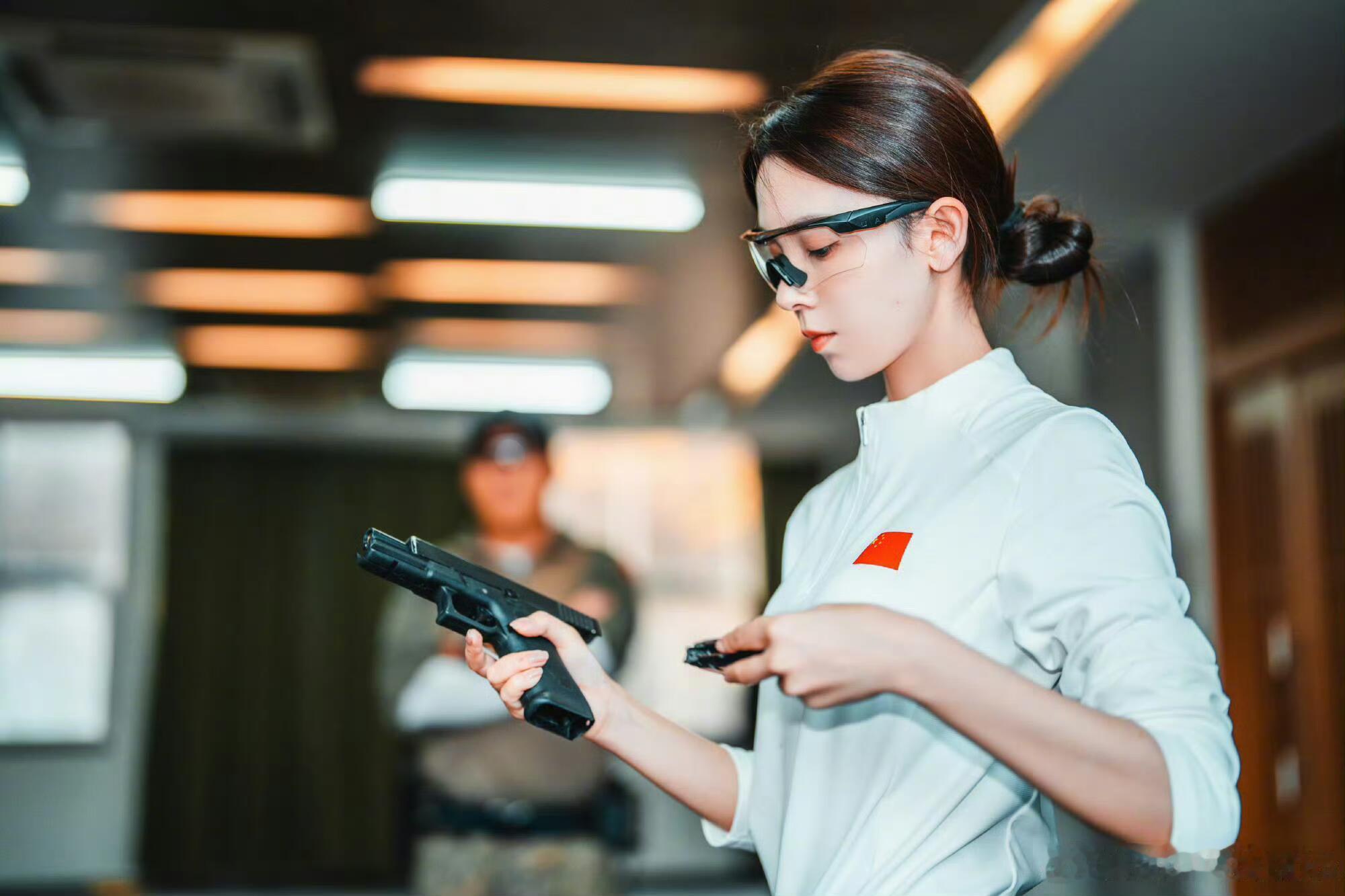 陈瑶我家那闺女陈瑶上《我家那闺女》谁懂啊！刷路透已经期待值拉满，就想看瑶妹唠