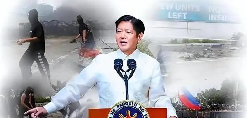 菲律宾彻底反水！民众围堵美使馆，焚烧美旗狂喊滚出去，小马科斯跪麻了。菲律宾这