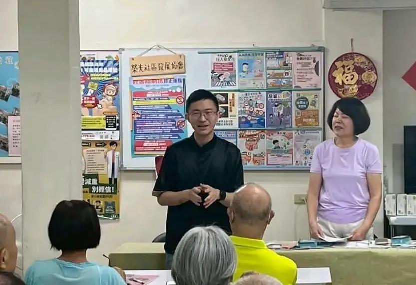 侯汉廷辛辣点评：民进党的“外交”大突破就是马戏嘉年华侯汉廷不当发言人，真是屈才