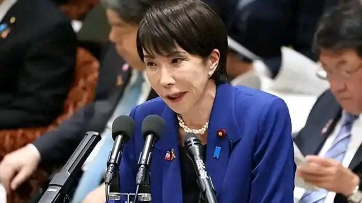 薜剑总领事通过精准反击使高市早苗陷入进退两难的困境，其言论不仅未能巩固政治地位，