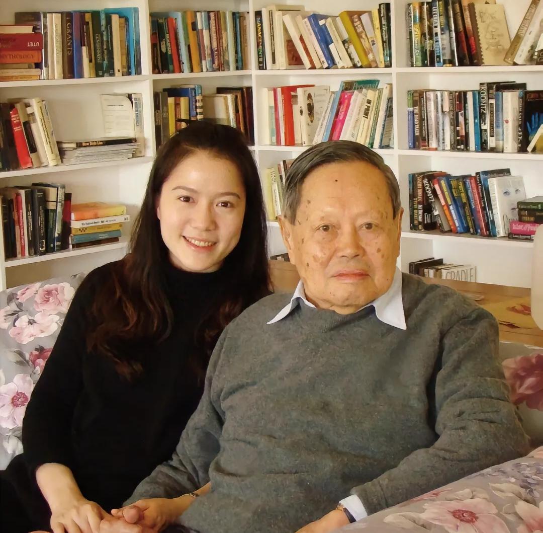 我问我一个当医生的朋友，杨振宁院士得了什么病啊？怎么突然就走了，朋友说非