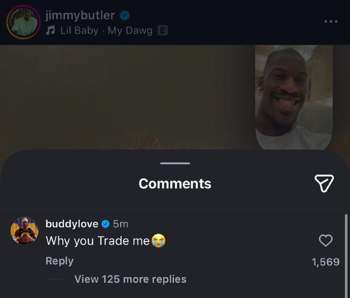 希尔德在巴特勒ins下面留言：为什么要交易我😭？”这哥俩是老冤家了，天天互