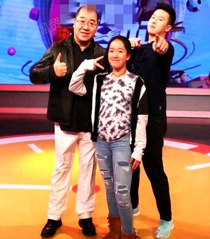 哥哥泡的茶救了我宋丹丹哽咽说，最难那年回家，桌上永远有一杯温度刚好的茶。哥