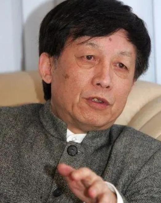 易中天曾说：“什么叫做局，所有伤害你的人全部是故意的，无一例外。如果他们请求你的