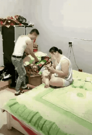 霸王硬上弓，敬酒不吃吃罚酒，一般是形容男的。世道真的变啦，以后我们老爷们真是越来