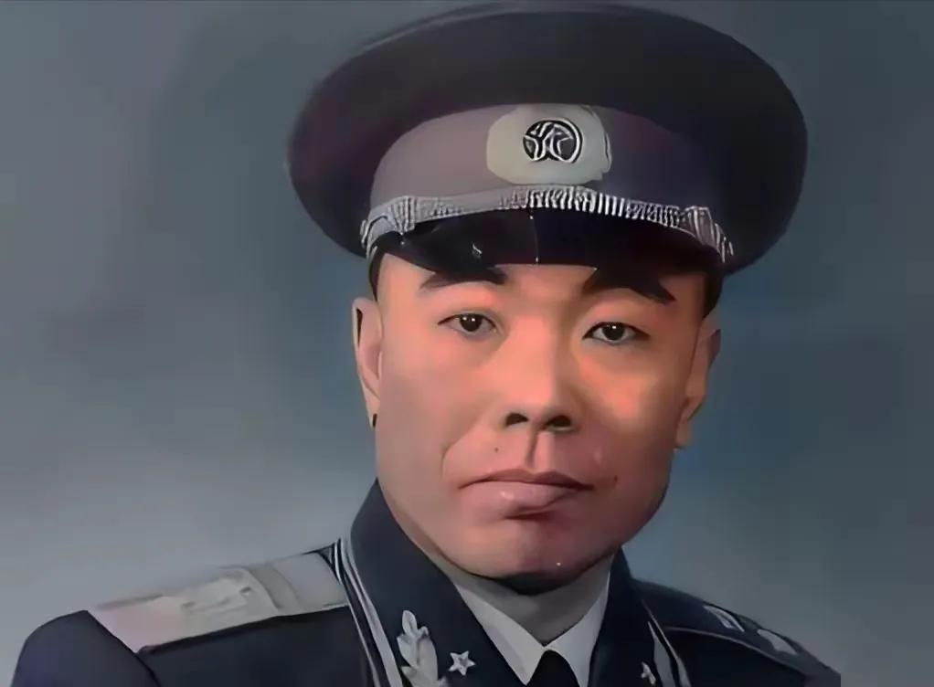 曾泽生起义后全家被抓，蒋介石下令处决，滇军同乡调重兵包围宪兵团强行劫狱。那天