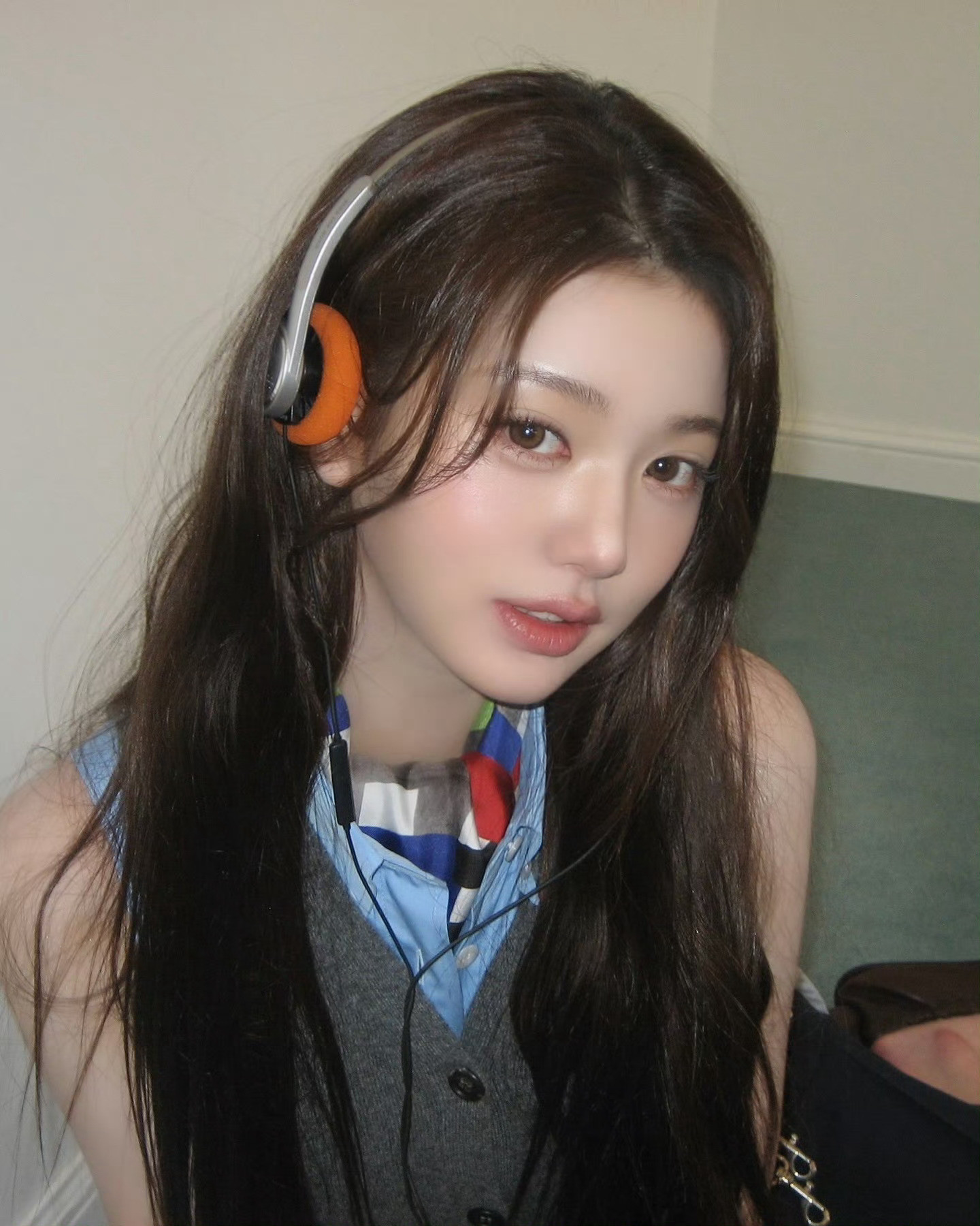 现在的张元英真是美萌俊得不行….🎧🫧