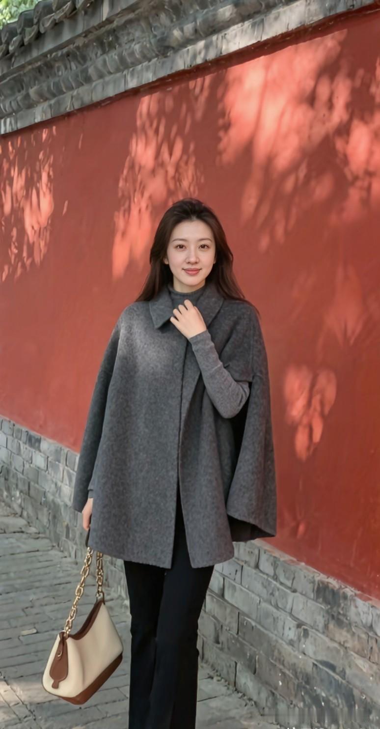 累了就分手，太轻易了。真正的爱，恰恰是反着来的。它不是在舒服顺遂时才拥抱