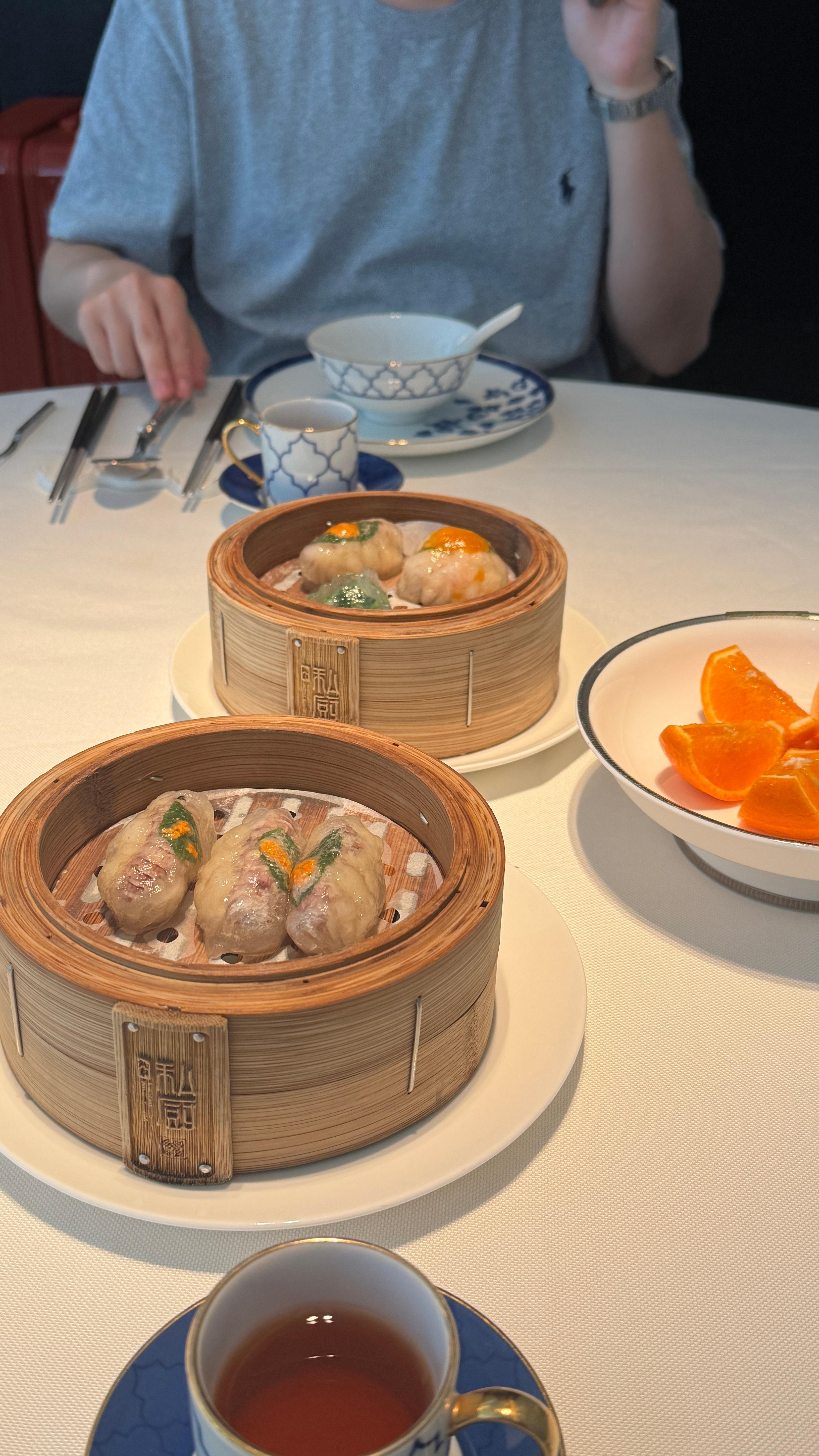 想吃炳胜的菠萝包和广御轩天使意面了😿​​​