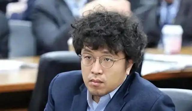 沈伯洋回应被列入“顽固分子名单”的消息，表示自己不怕，并且分析了东方大国发出的异