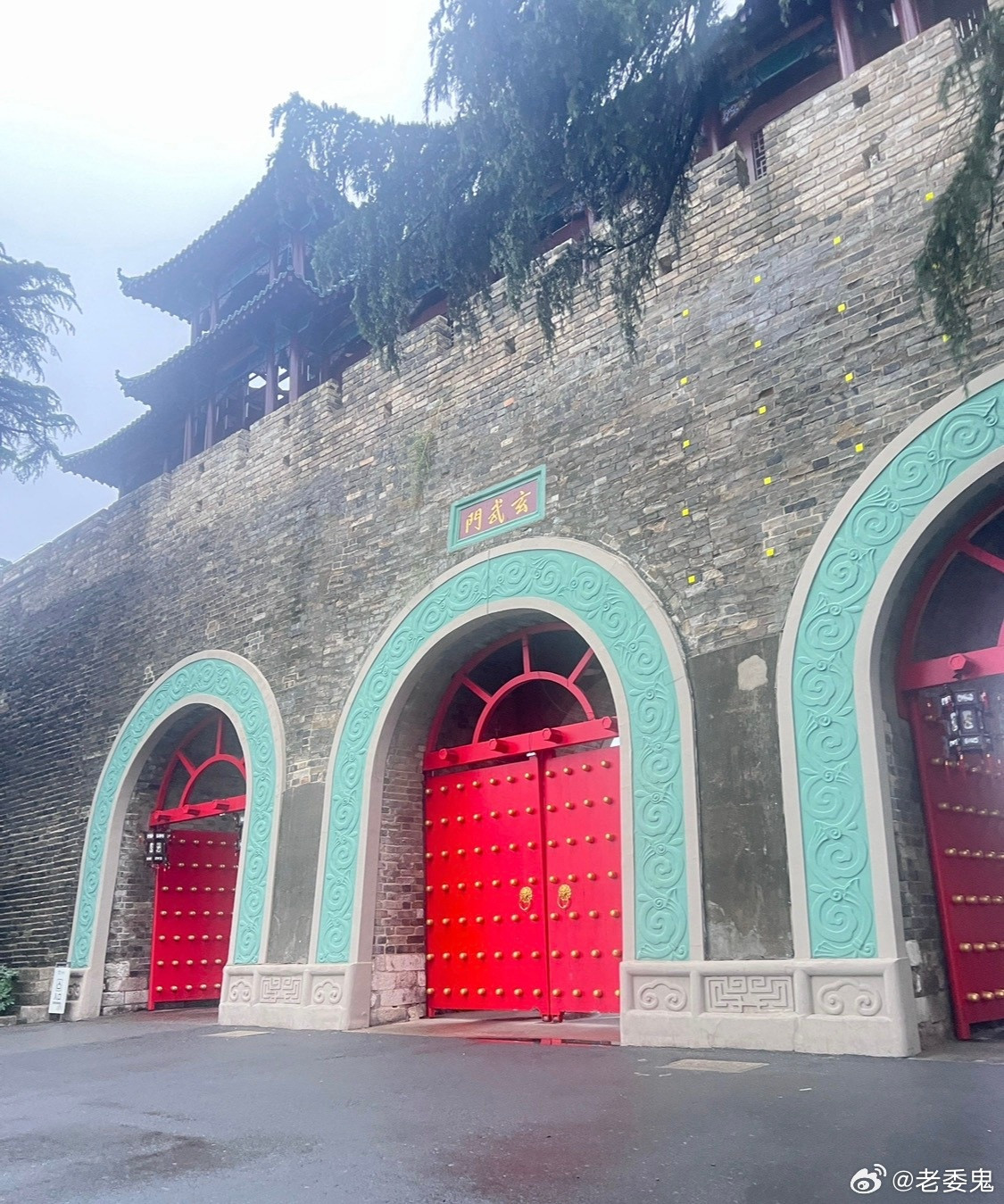 早上五点四十开始，绕着整个湖走了一圈，总算转明白了南京·玄武湖