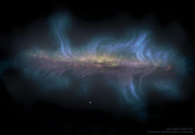 天文学家为星系NGC5775绘制了磁场线，研究表明，星系的磁场线可以垂直延伸出