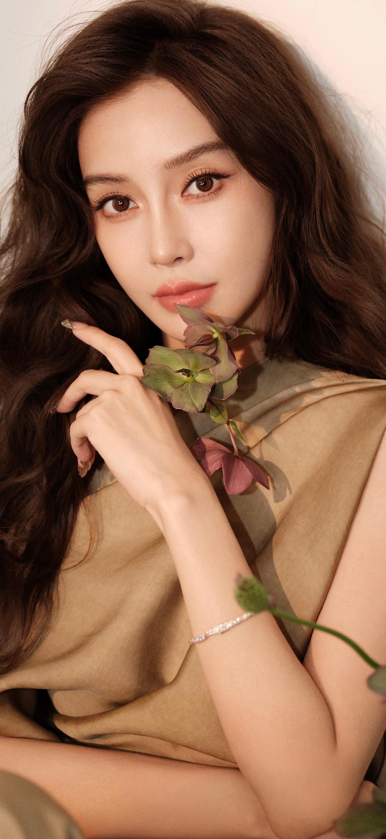 美女壁纸-第6043期-杨颖