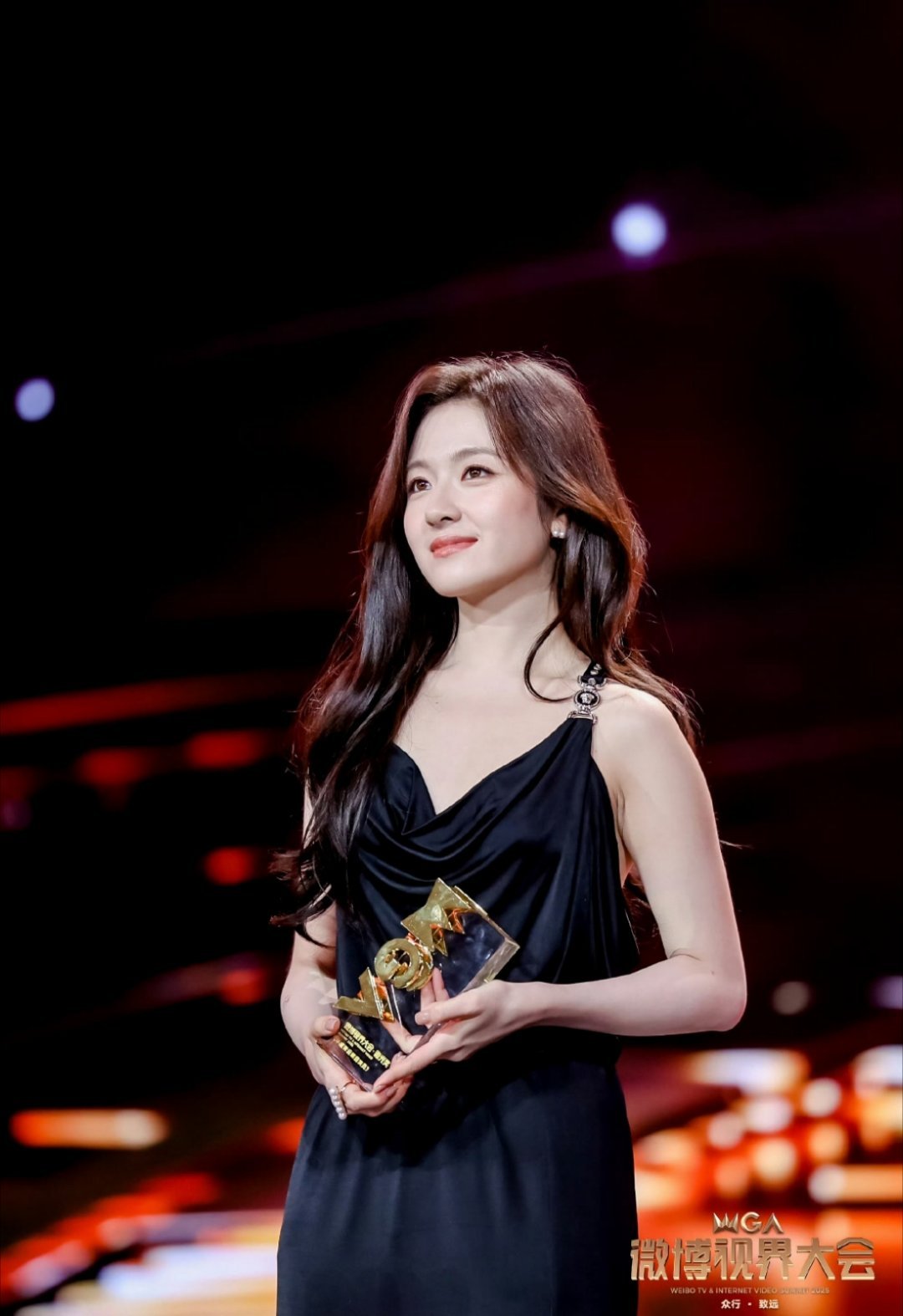 李兰迪发言我都有点智性恋了李兰迪一直是个言之有物的演员，一直挺好感她的。加油啊