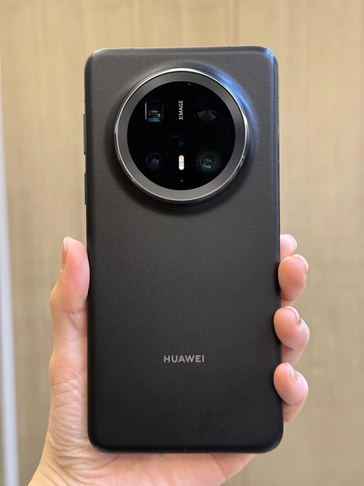 华为Mate70pro一年使用感受现在给大家说一下入手这一年多的真实感受