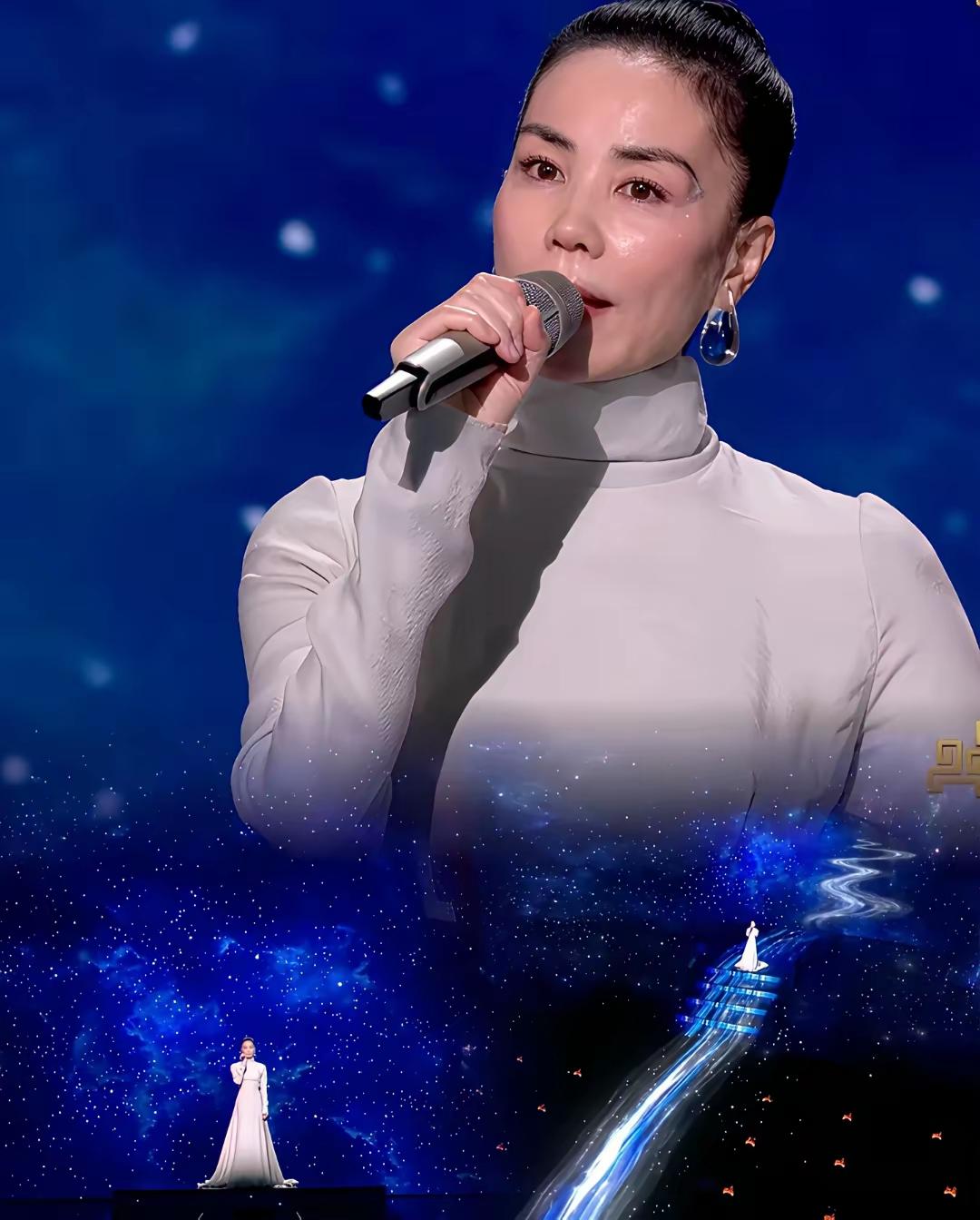 王菲六登春晚舞台，真的是为了钱吗？其实以她几十亿的身家，光是音乐版权、房产投资