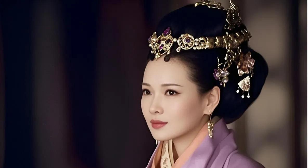 王莽当皇帝后，将守寡多年的女儿王嬿叫到跟前道：你才18岁，不能这么过，我给你找了