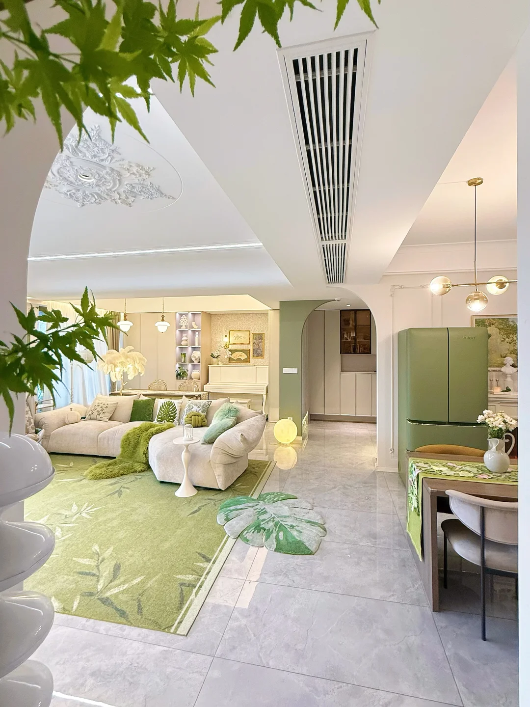 亲戚说:住森林一样的大房子难怪宅家不出门！