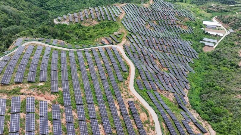 中国进口下降，需求崩了？真相浮出水面。据媒体6月12日报道：中国进口确实降了