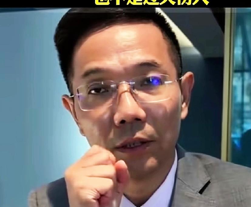 明天，李律师被打案，二审开庭！李律刚下飞机就接到“传票”，不过这次不为别人，为